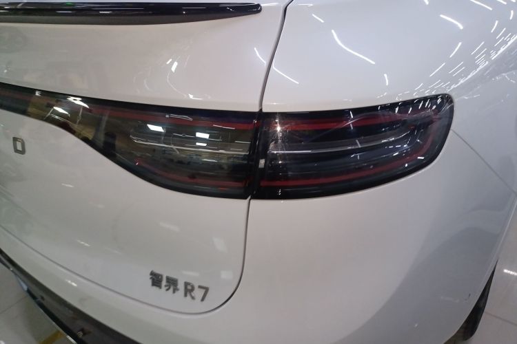 鸿蒙智行 智界R7 2024款 纯电 802km Max车身外观6001