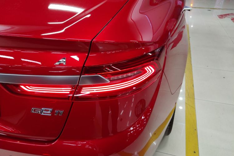 吉利几何A 2019款 高维标准续航幂方版车身外观6006