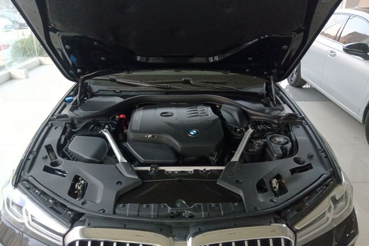 宝马5系 2023款 530Li 领先型 M运动套装局部细节24