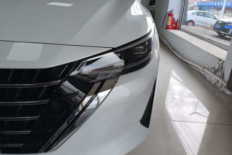 日产 轩逸 2023款 1.6L CVT悦享版车身外观36