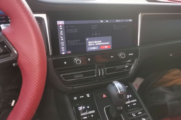 保时捷 2022款 Macan 2.0T中控内饰16