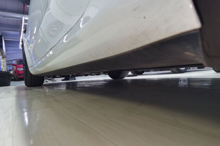 特斯拉 Model 3 2023款 后轮驱动版局部细节9002