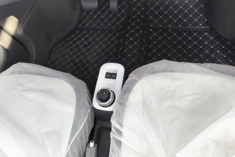 吉利银河 熊猫 2025款 210km 元气熊局部细节18