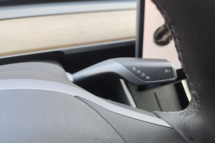 特斯拉 Model 3 2020款 改款 标准续航后驱升级版中控内饰18