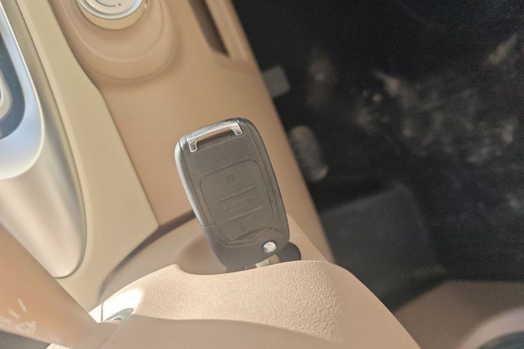 五菱汽车 宏光MINIEV 2025款 四门版 进阶款中控内饰11