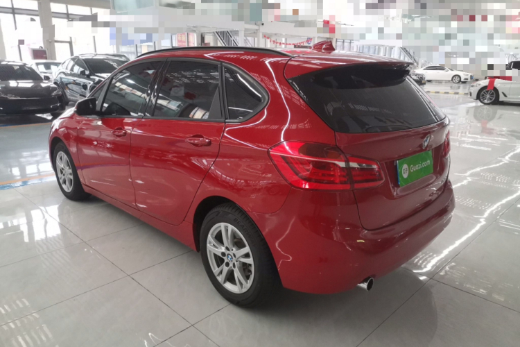 宝马2系旅行车 2016款 218i 领先型车身外观6003