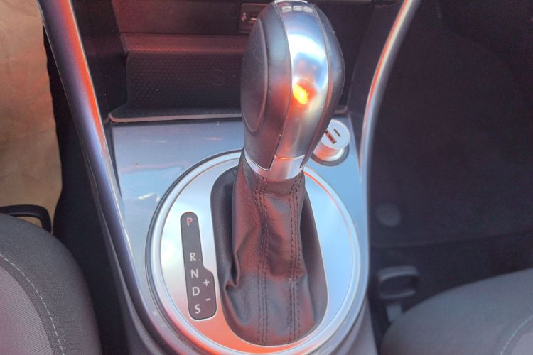 大众 甲壳虫 2017款 180TSI 宜乐版中控内饰18