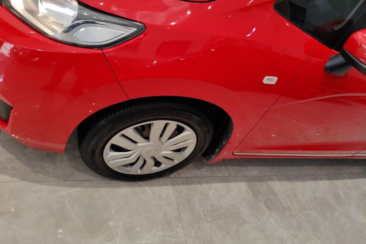 本田 飞度 2016款 1.5L LX CVT舒适型车身外观6005