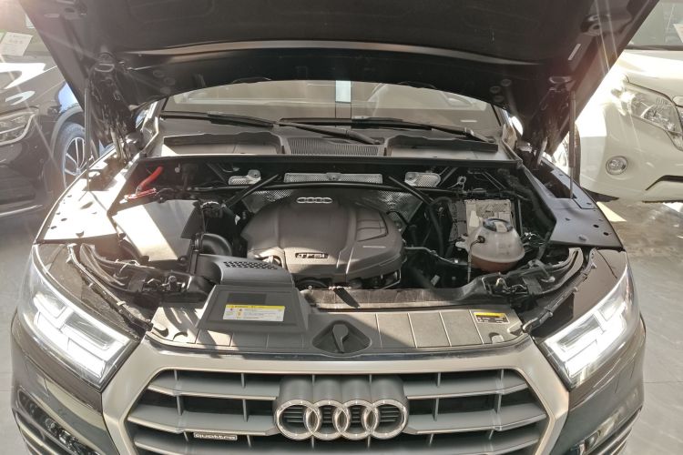 奥迪Q5L 2020款 40 TFSI 荣享时尚型局部细节24