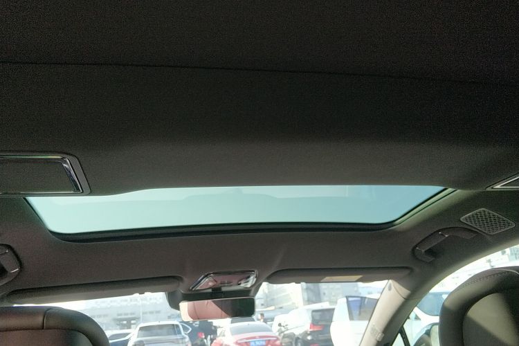 腾势Z9GT 2024款 1100四驱Max首发版中控内饰22