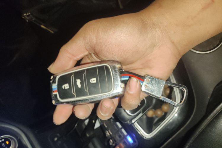 陆风X2 2017款 1.6L 手动精英版中控内饰11