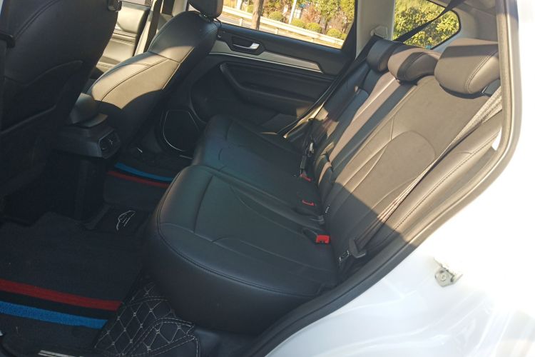 哈弗H6 2018款 红标 运动版 1.5T 手动两驱精英型中控内饰21