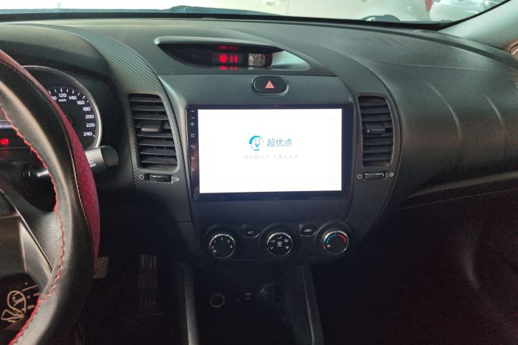 起亚K3 2016款 1.6L 手动GL中控内饰16