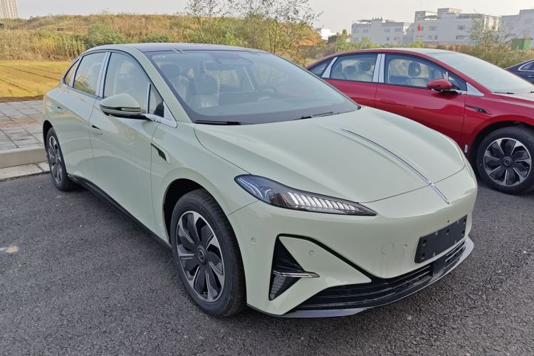 红旗天工05 2025款 550智选版车身外观6002