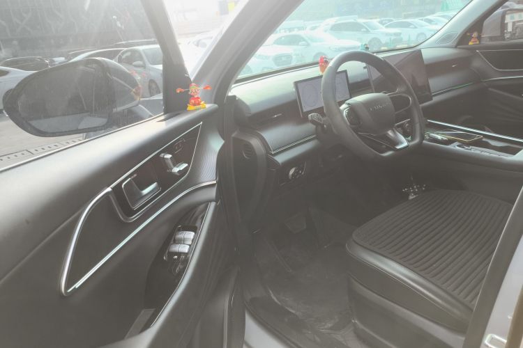 奇瑞 风云T9 2024款 120 长续航版标准型 5座 三元锂中控内饰20