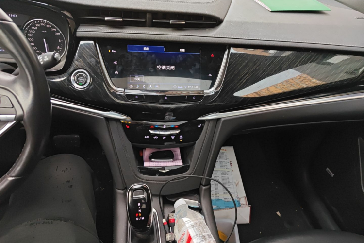 凯迪拉克XT6 2020款 28T 六座豪华型中控内饰16