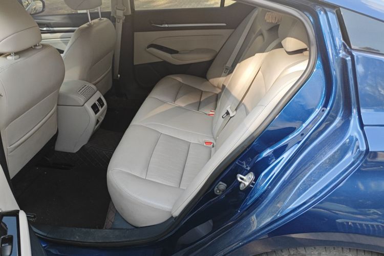 日产 天籁 2019款 2.0L XL Upper 智行版中控内饰21