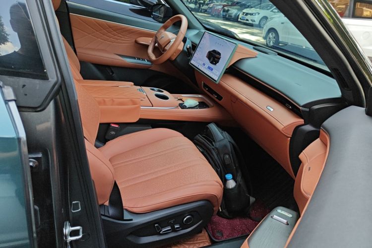 深蓝汽车 深蓝S07 2024款 215Max 乾崑智驾ADS SE增程版局部细节41