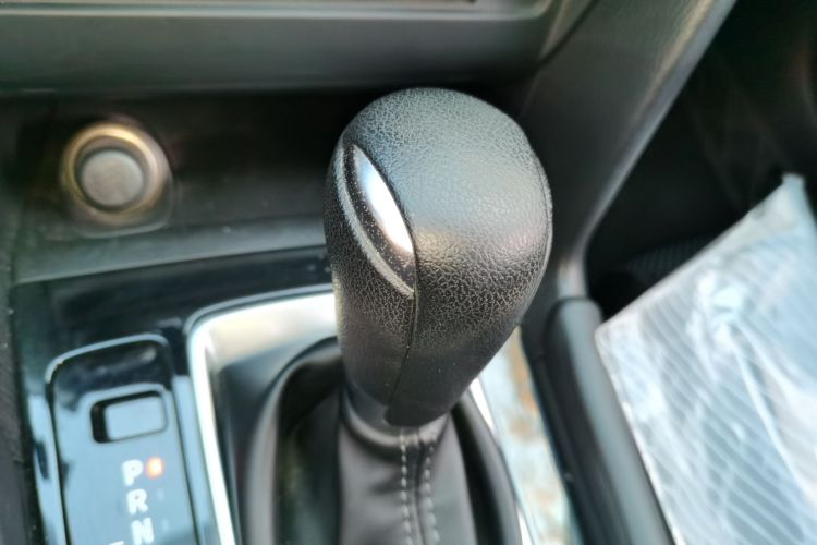 马自达3 昂克赛拉 2019款 云控版 三厢 1.5L 自动豪华型 国VI中控内饰18