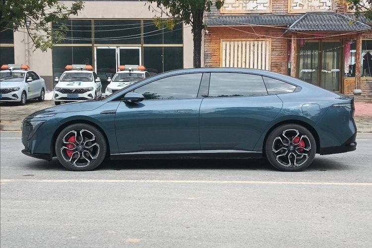 日产N7 2025款 625 Max车身外观6003