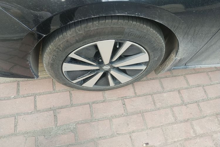 日产 天籁 2021款 2.0L XL 舒适版车身外观6007