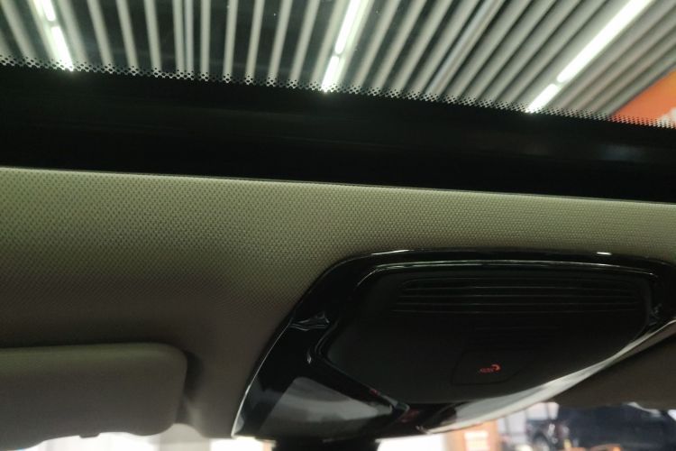 宝马i3 2024款 eDrive 40 L 曜夜套装中控内饰22