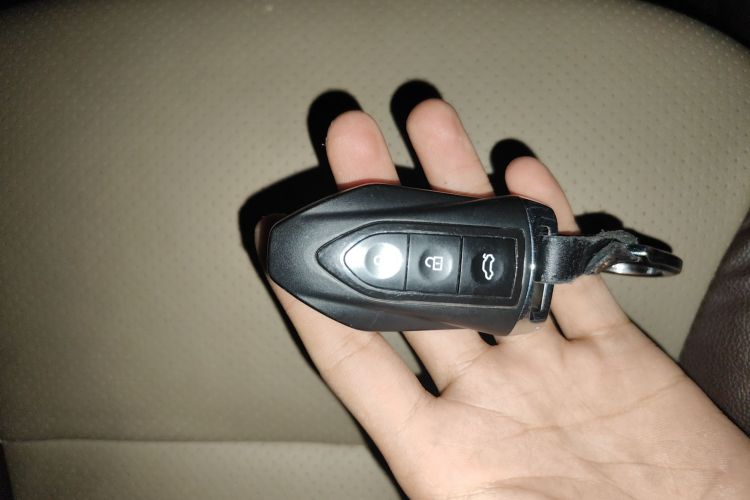 猎豹汽车 猎豹CS9 2018款 1.5T CVT劲朗型中控内饰11