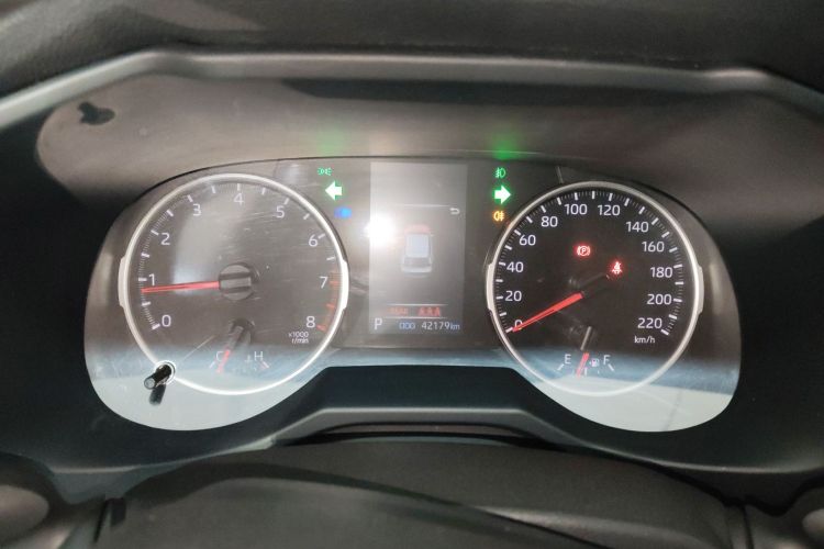 丰田 威兰达 2022款 2.0L CVT四驱豪华PLUS版中控内饰14