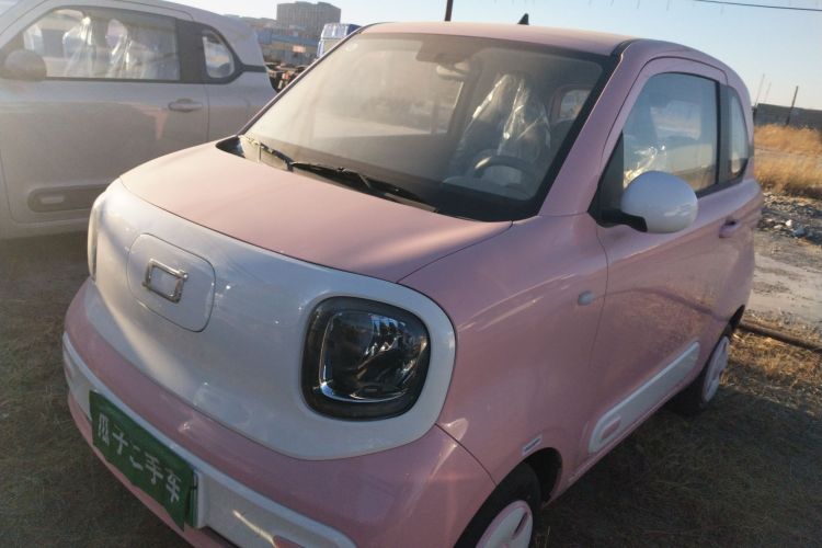 奔腾小马 2026款 222km 萌趣马车身外观1