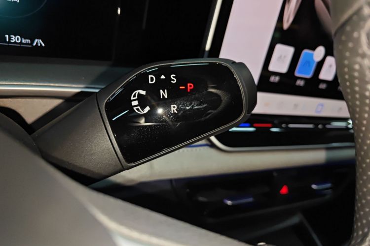 大众 2025款 探岳L 380TSI 四驱豪华Easy包中控内饰18