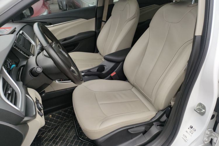 别克 英朗 2018款 15T 双离合精英型 国V中控内饰19