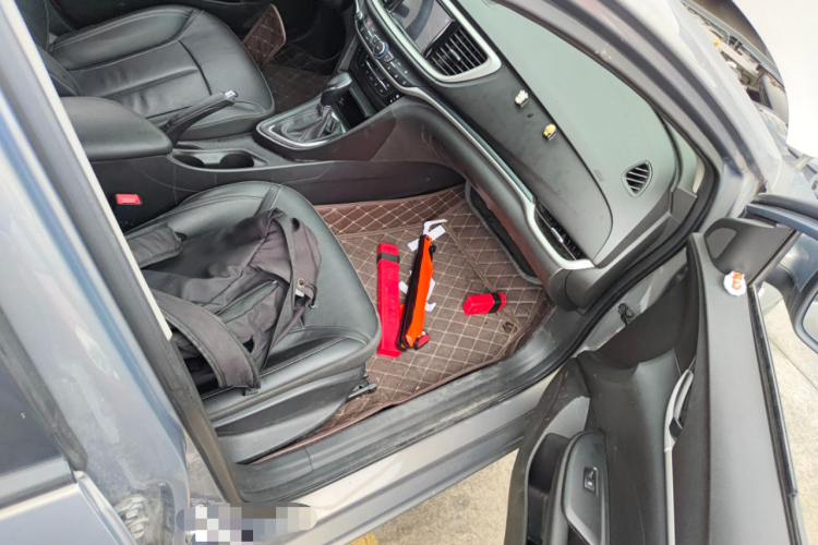 别克 英朗 2019款 18T 自动互联精英型 国V局部细节9005