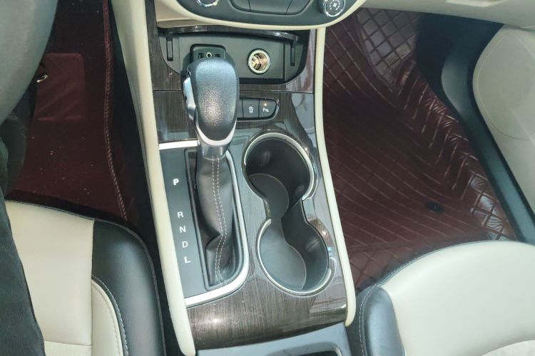 别克 威朗 2019款 三厢 15S 自动领先型局部细节18