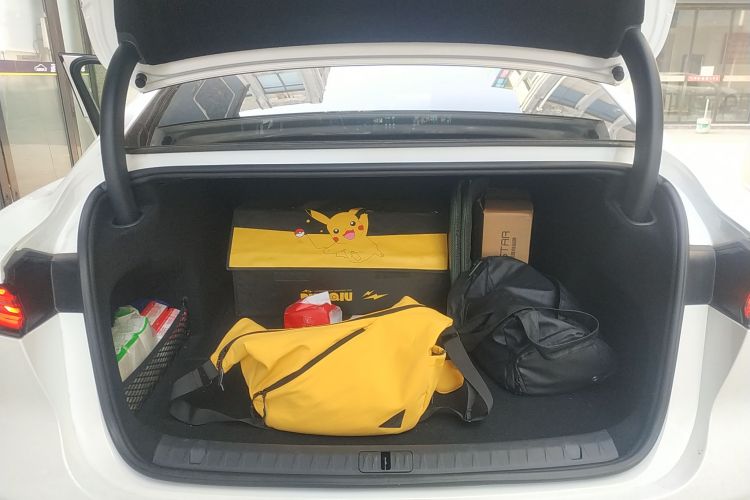 岚图汽车 岚图追光 2024款 PHEV 四驱超长续航行政版机舱底盘23