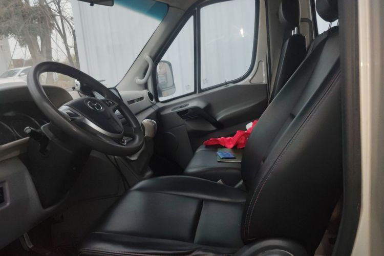 江汽集团 星锐 2019款 1.9T 节油王白金版5-9座星快运中控内饰19