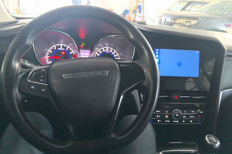 启辰T70 2019款 1.4T 手动睿享版中控内饰12