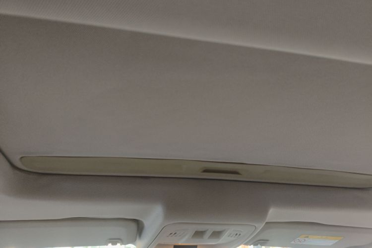 别克 威朗 2018款 三厢 15S 自动领先型中控内饰22