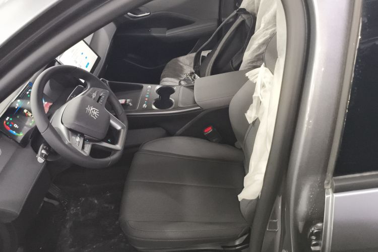 比亚迪 秦PLUS 2025款 DM-i 智驾版 128KM进取型中控内饰19