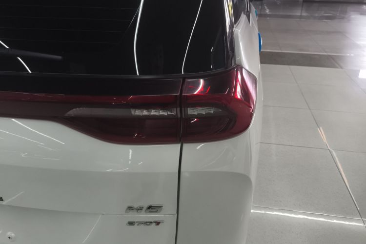 广汽传祺 传祺M6 2021款 PRO 270T DCT尊享版车身外观9