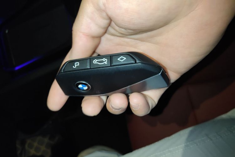 宝马5系 2025款 525Li M运动套装中控内饰7001