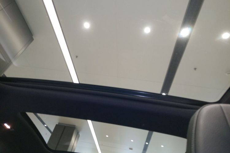 奔驰EQE 2022款 350 先型特别版局部细节22