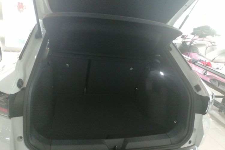 大众 ID.4 CROZZ 2024款 纯享限量版机舱底盘23