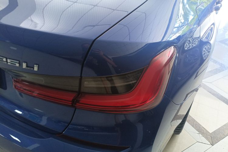 宝马3系 2020款 改款 325Li M运动套装车身外观9