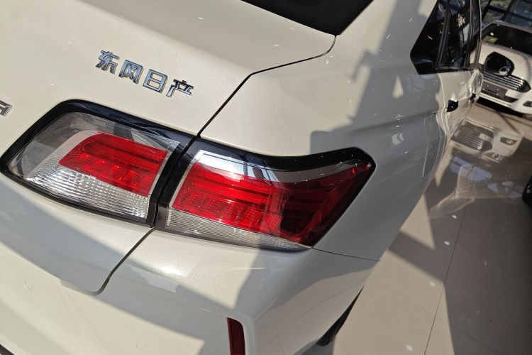 启辰D60EV 2022款 标准续航T3车身外观9