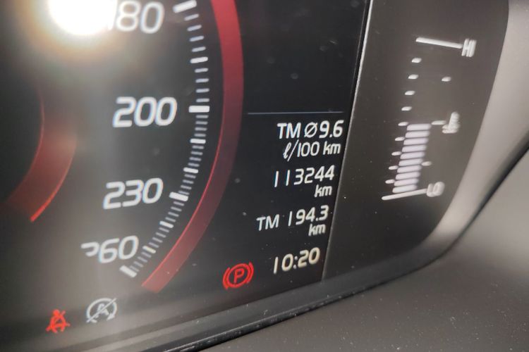 沃尔沃S90 2017款 T4 智远版中控内饰15