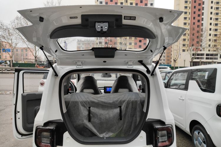 吉利银河 2024款 熊猫mini 200km 耐力熊机舱底盘23