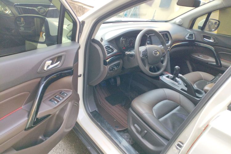 广汽传祺 传祺GS4 2016款 235T 手动豪华版中控内饰20