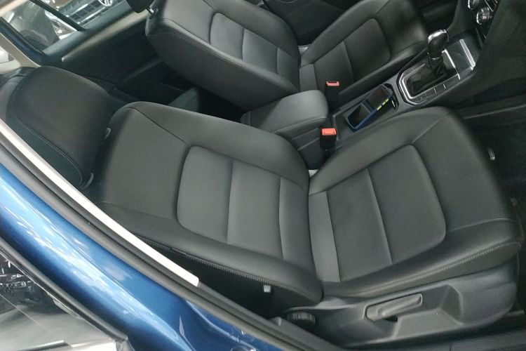 大众 高尔夫·嘉旅 2019款 280TSI 自动好奇型 国VI局部细节41