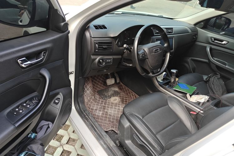 观致5 2018款 改款 1.6T 自动领先型中控内饰7003