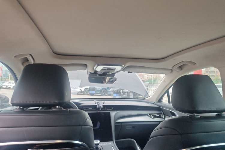 红旗H5 2023款 1.5T DCT智联旗韵版中控内饰22